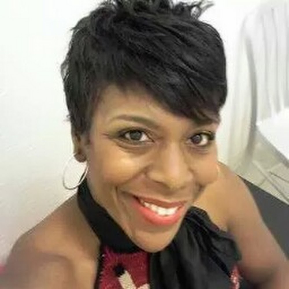 Meet your Posher, Alicia - Picture 1 of 1